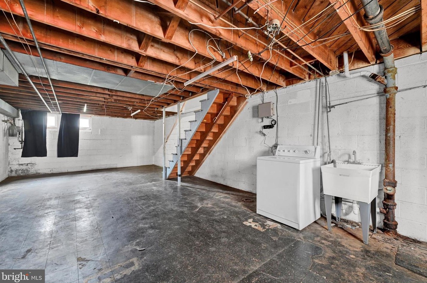 938 Elton Ave, Baltimore MD  21224-3320 exterior