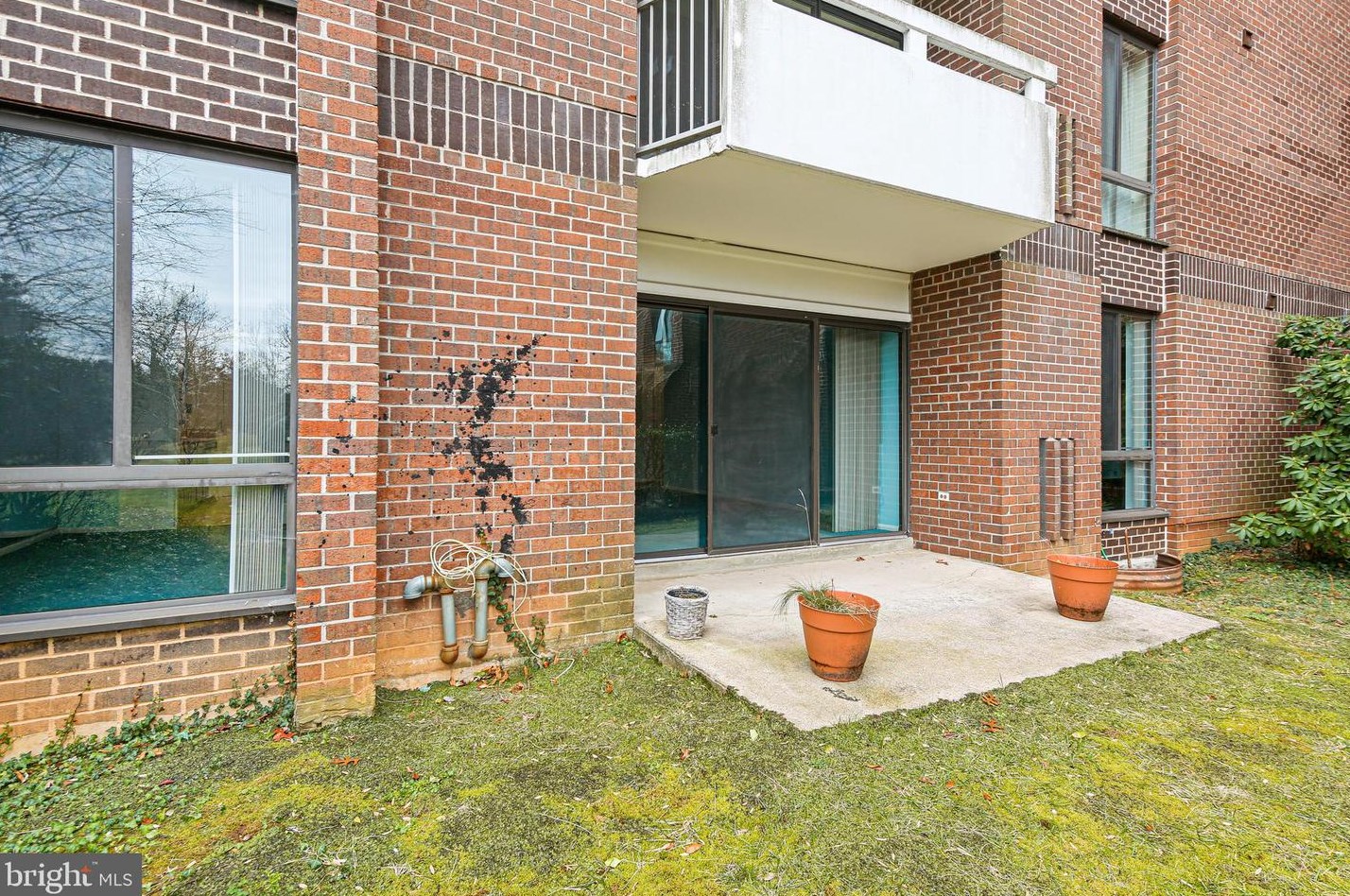 7 Slade Ave, Baltimore MD  21208-5296 exterior