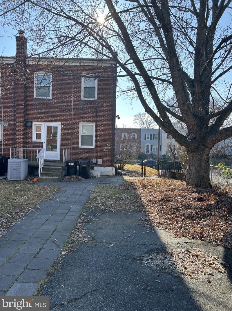1728 Redwood Ave, Baltimore MD  21234-3734 exterior