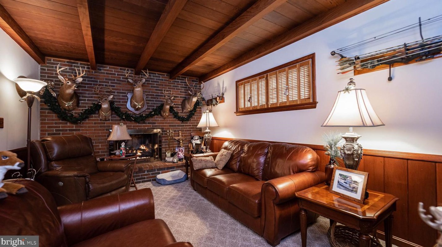 921 Virginia Ave, Baltimore MD  21221-5032 exterior