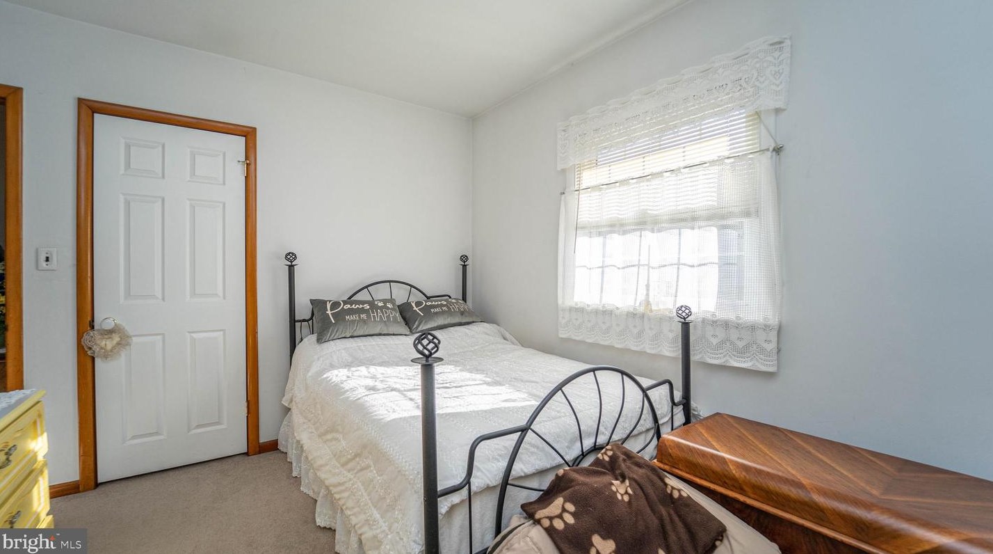 921 Virginia Ave, Baltimore MD  21221-5032 exterior