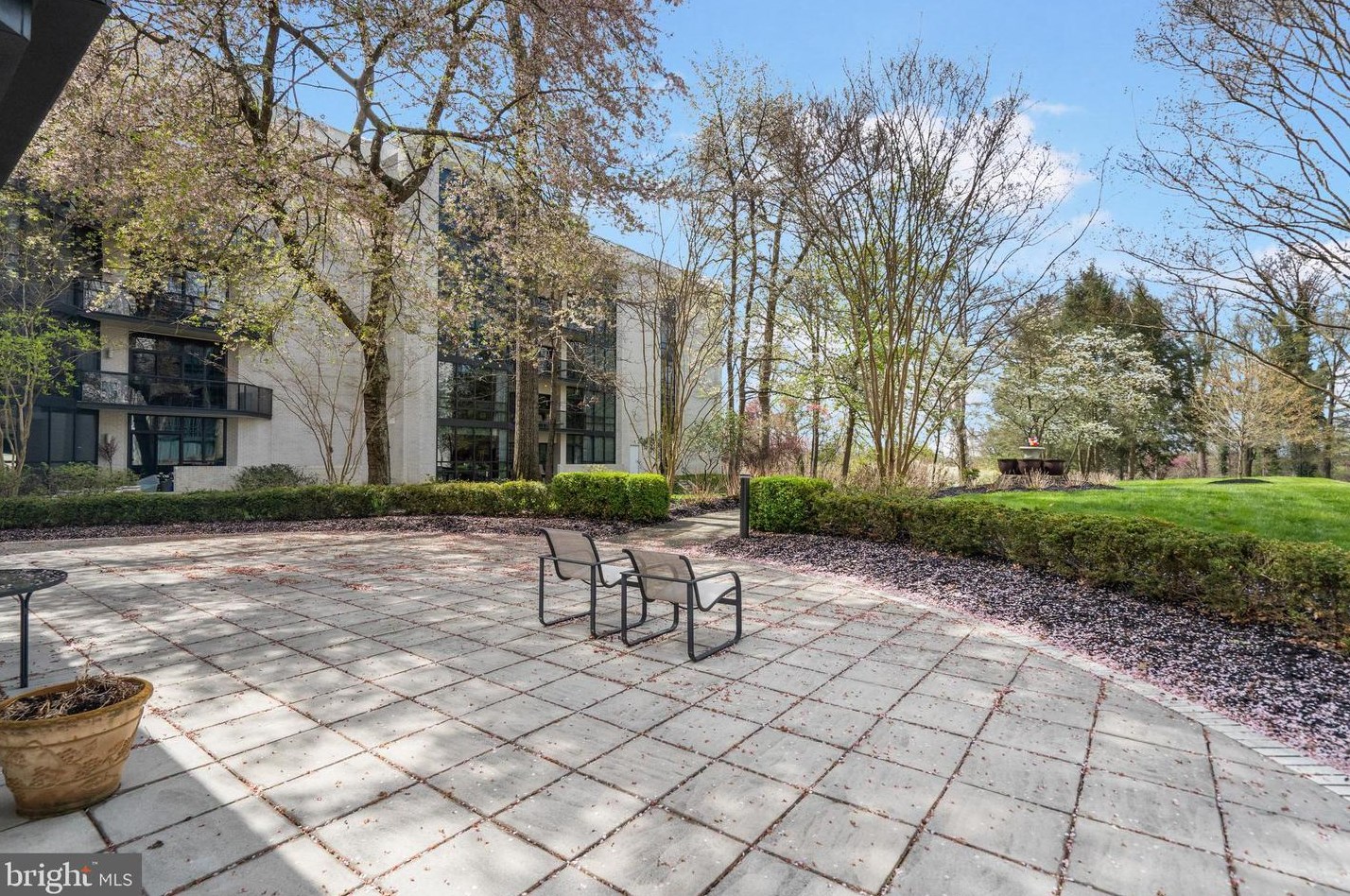 4001 Old Court Rd, Baltimore MD  21208-6518 exterior