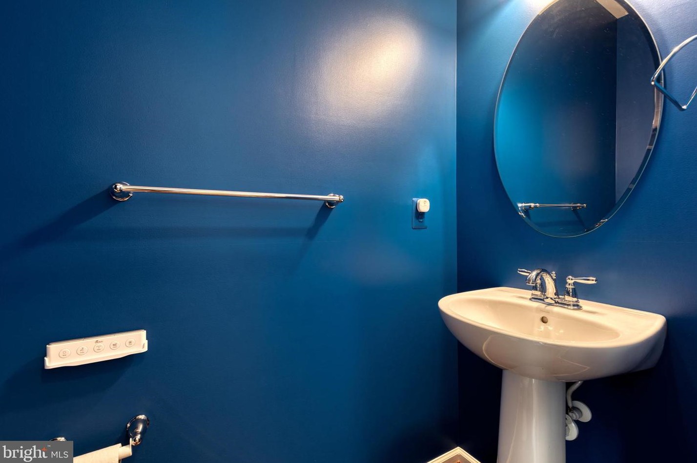 7736 Inwood Ave, Baltimore MD  21228-1030 exterior