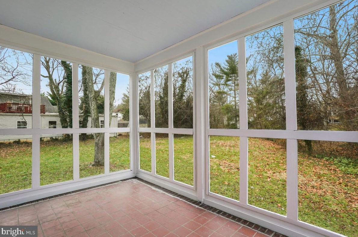 705 Woodsdale Ave, Baltimore MD  21228-2858 exterior