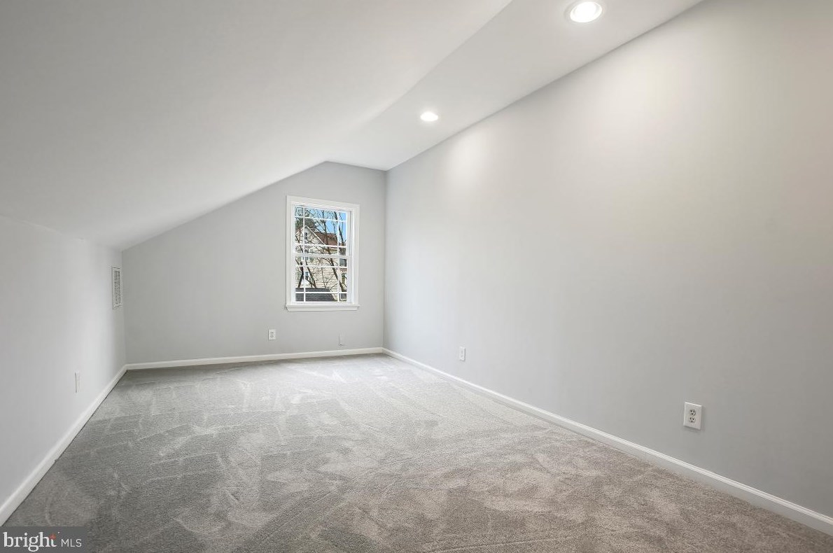 705 Woodsdale Ave, Baltimore MD  21228-2858 exterior