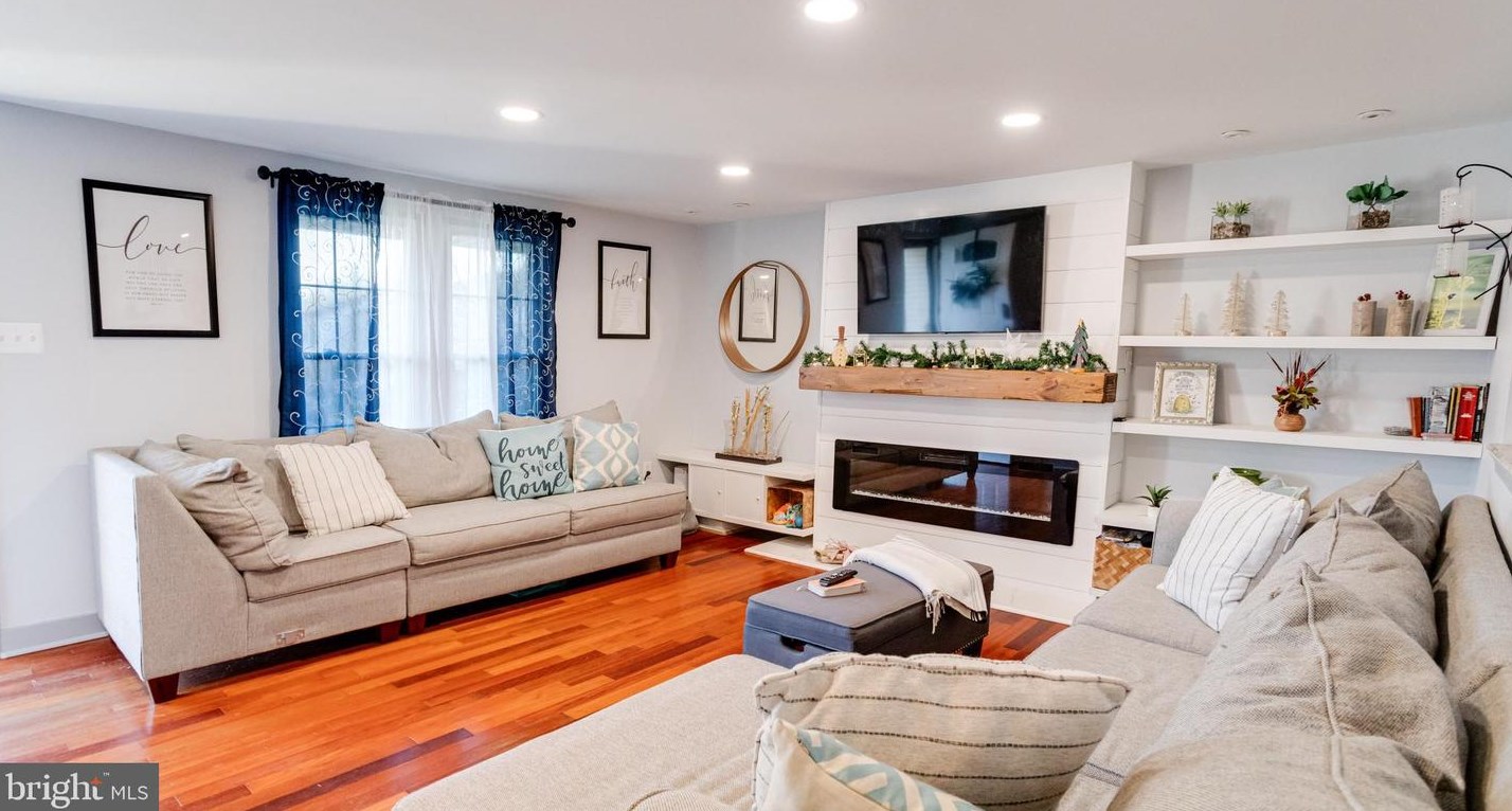 3732 Timahoe Cir, Baltimore MD  21236-2955 exterior