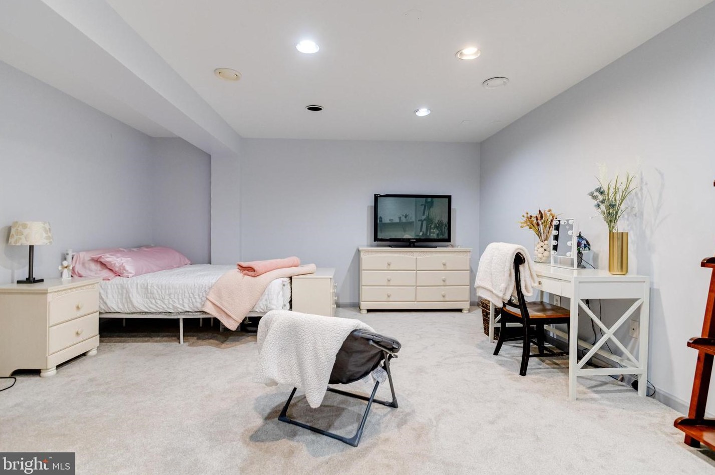 3732 Timahoe Cir, Baltimore MD  21236-2955 exterior