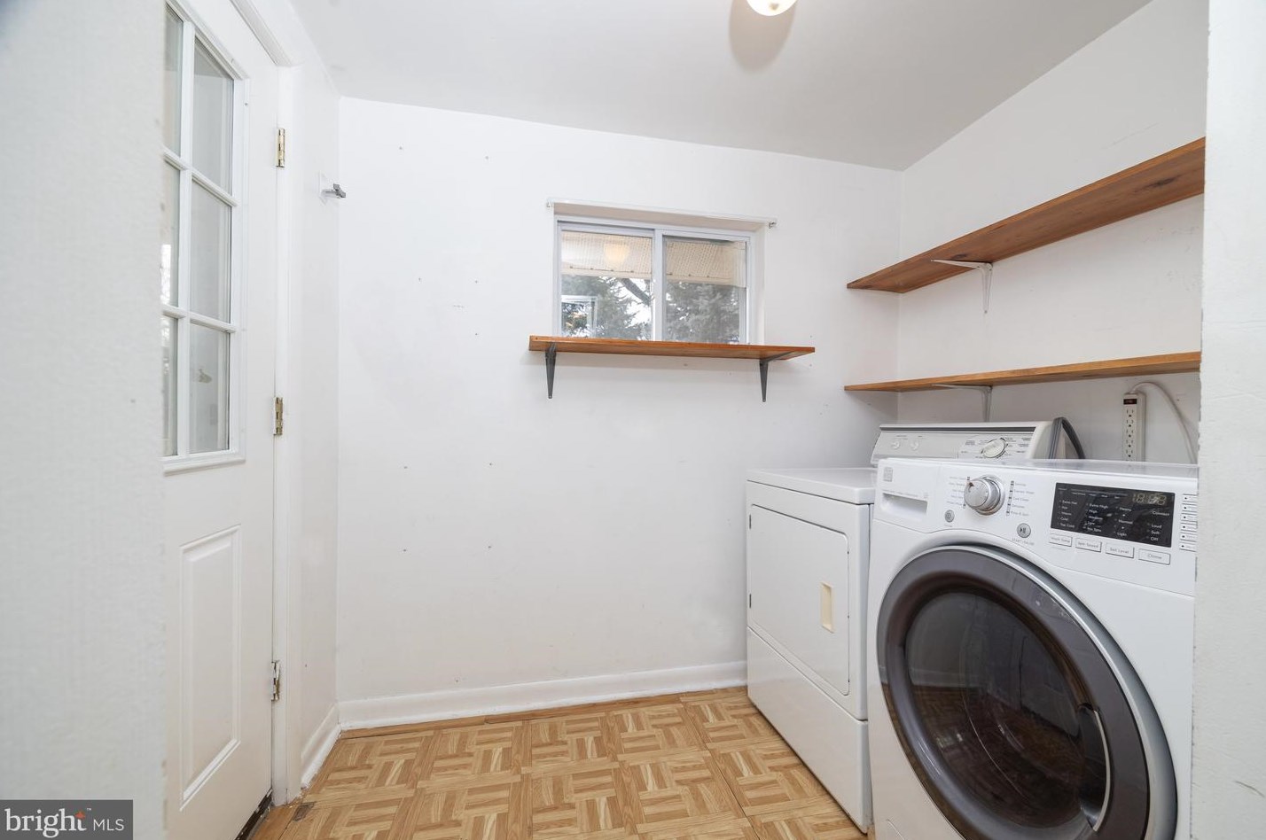 306 Maiden Choice Ln, Baltimore MD  21228-3627 exterior