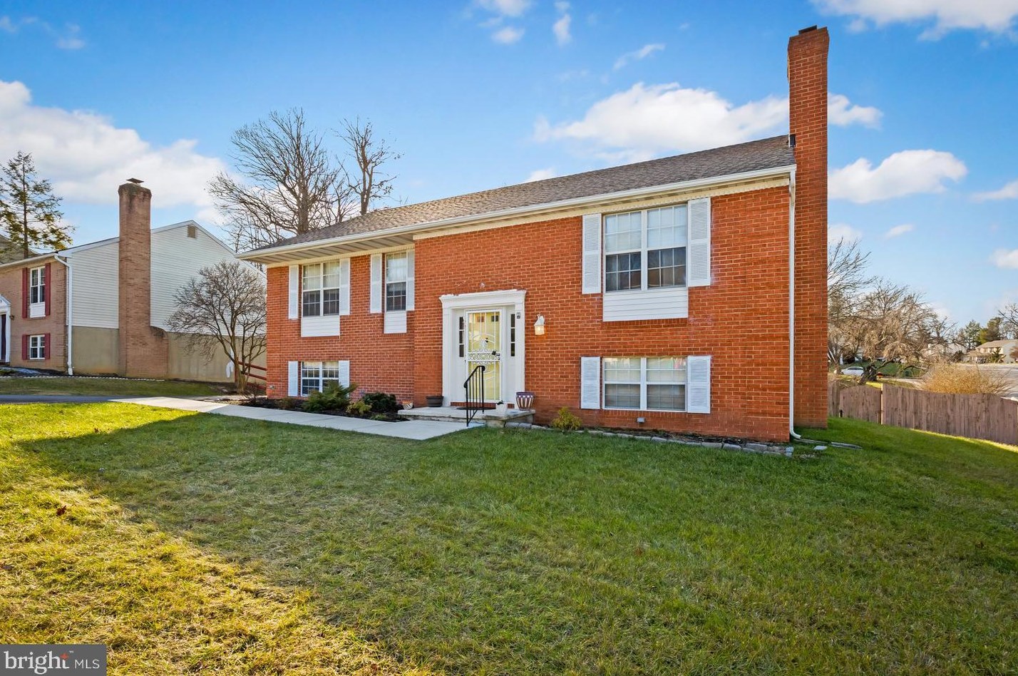 2 Stout Run Ct, Baltimore MD  21228-2437 exterior