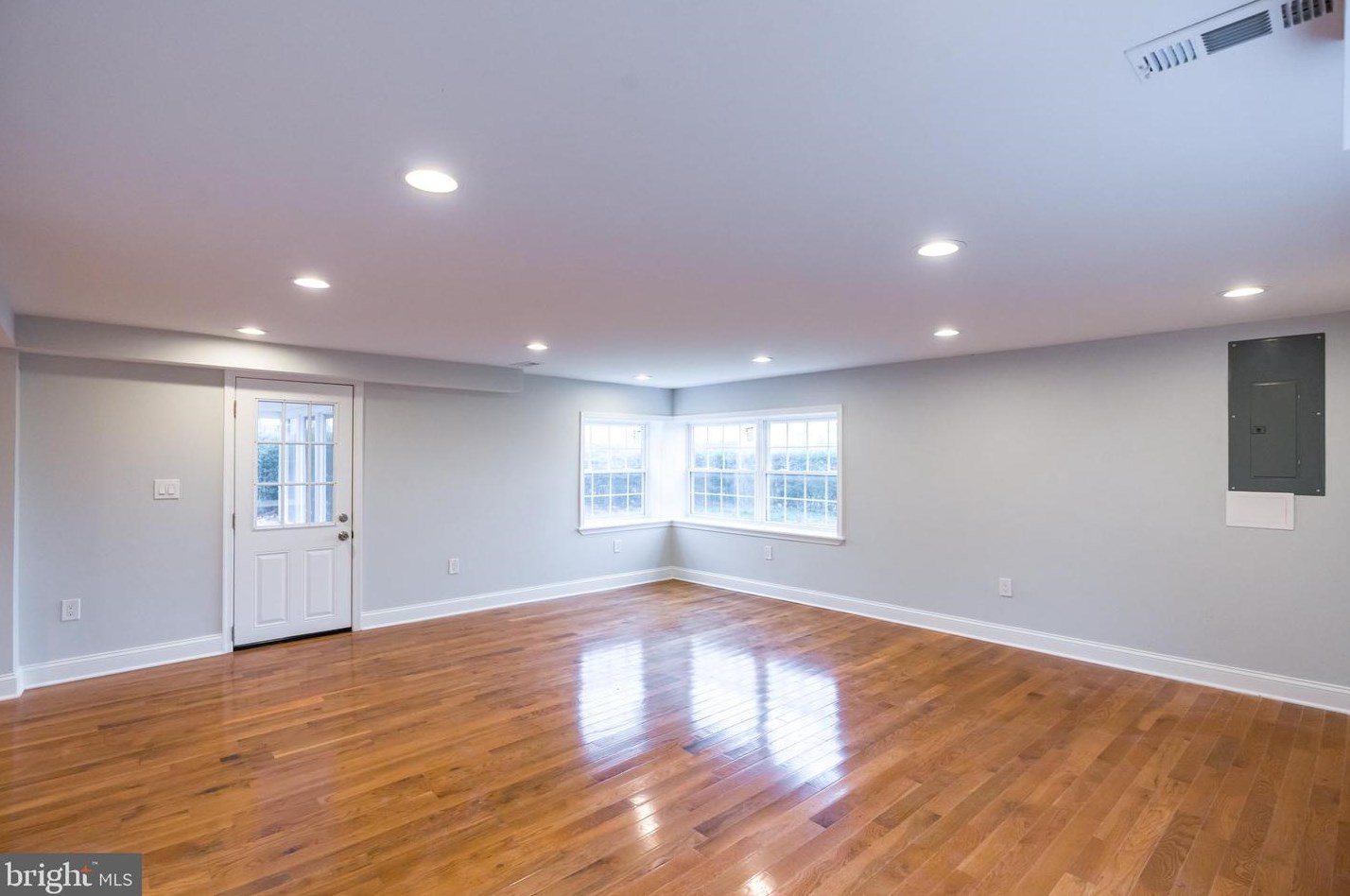 7803 Fairgreen Rd, Baltimore MD  21222-5410 exterior