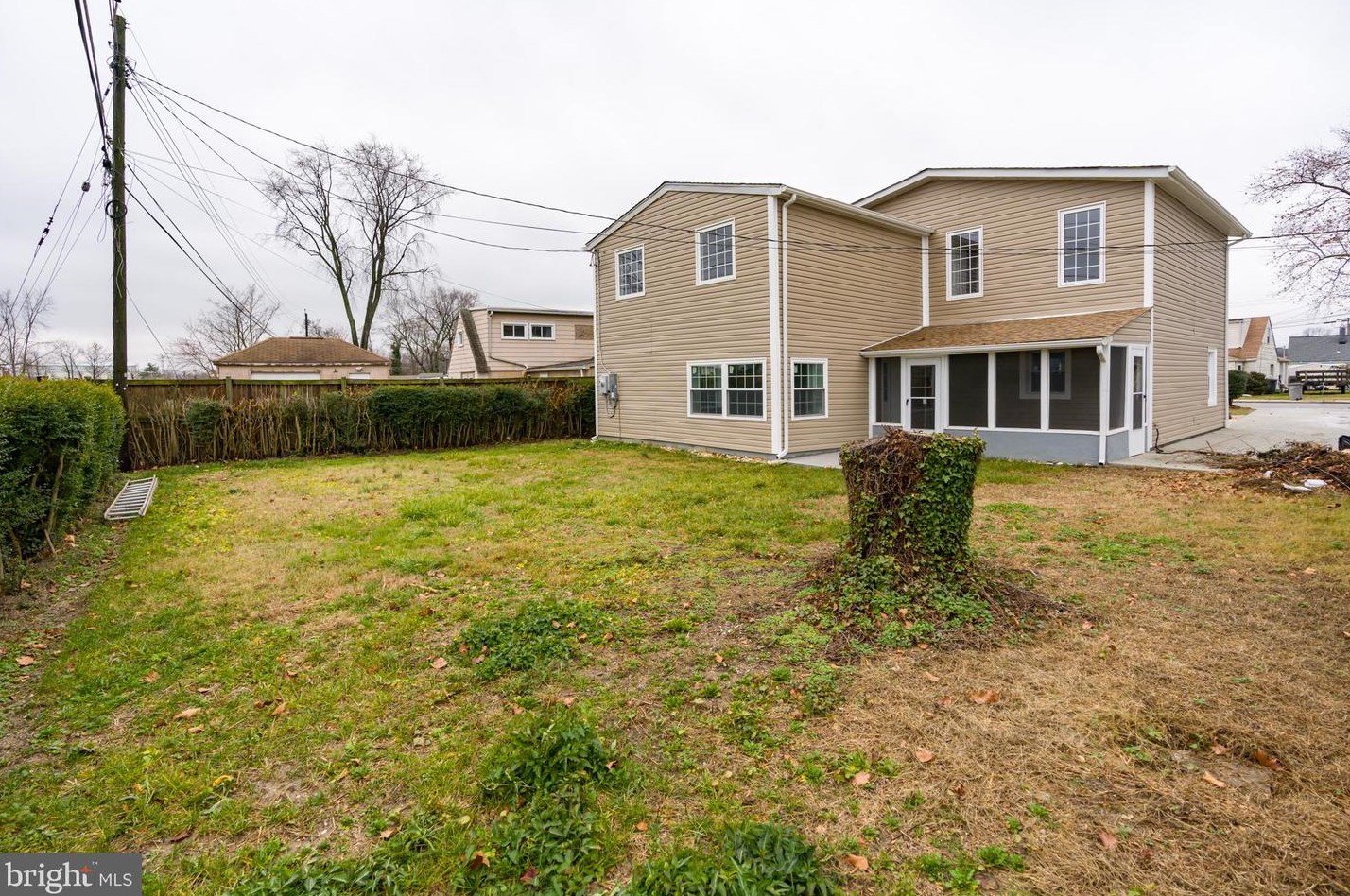 7803 Fairgreen Rd, Baltimore MD  21222-5410 exterior