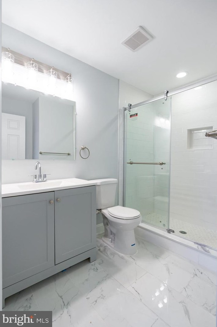 7803 Fairgreen Rd, Baltimore MD  21222-5410 exterior