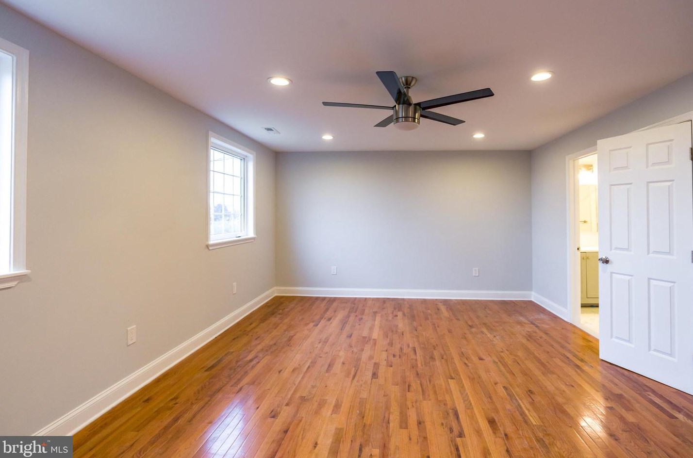 7803 Fairgreen Rd, Baltimore MD  21222-5410 exterior