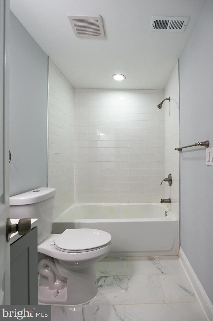 7803 Fairgreen Rd, Baltimore MD  21222-5410 exterior