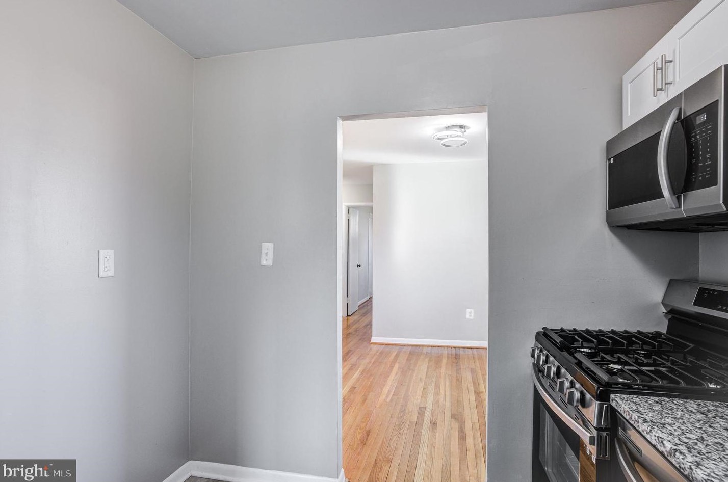 6613 Marott Dr, Baltimore MD 21207-6444 exterior