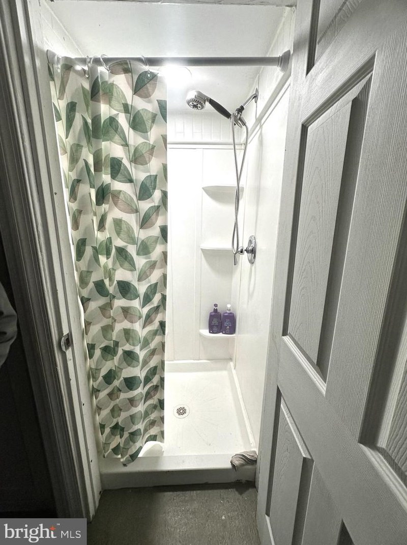 1608 Manor Rd, Baltimore MD  21222-2051 exterior