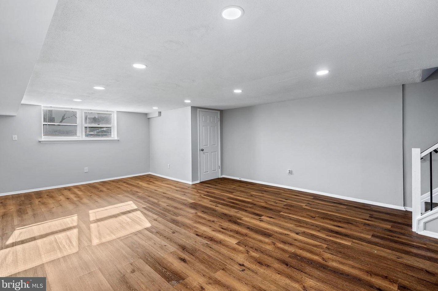 1007 Stormont Cir, Baltimore MD  21227-3818 exterior