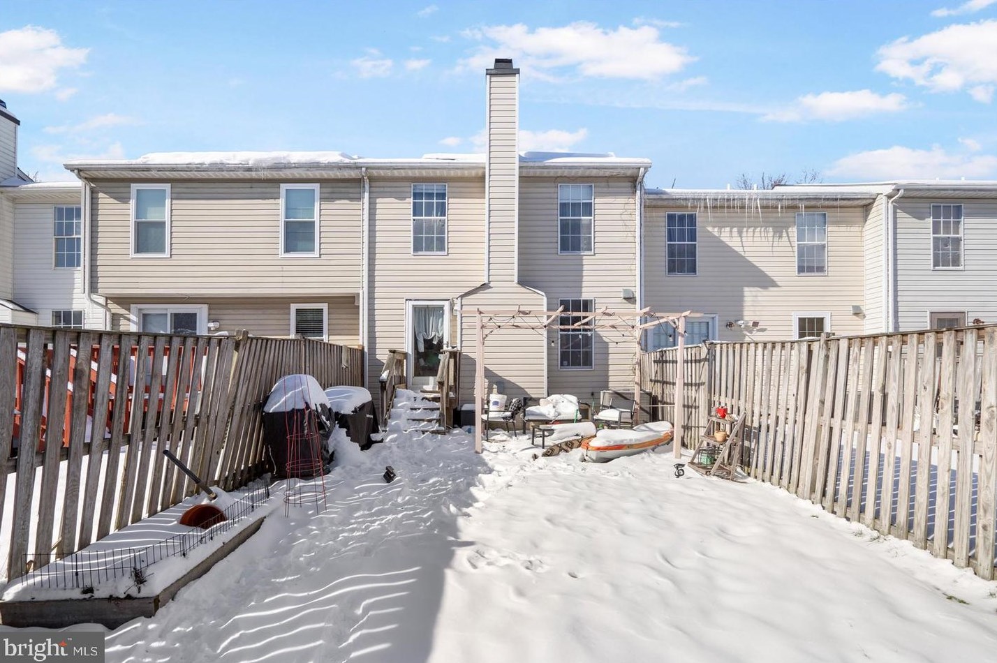 2047 Wisper Woods Way, Baltimore MD  21244-1296 exterior