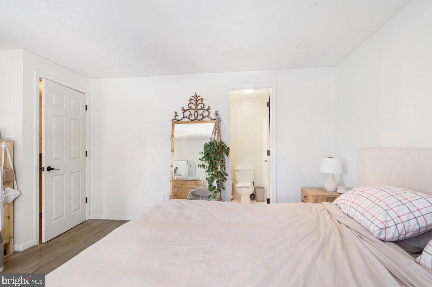 2047 Wisper Woods Way, Baltimore MD  21244-1296 exterior