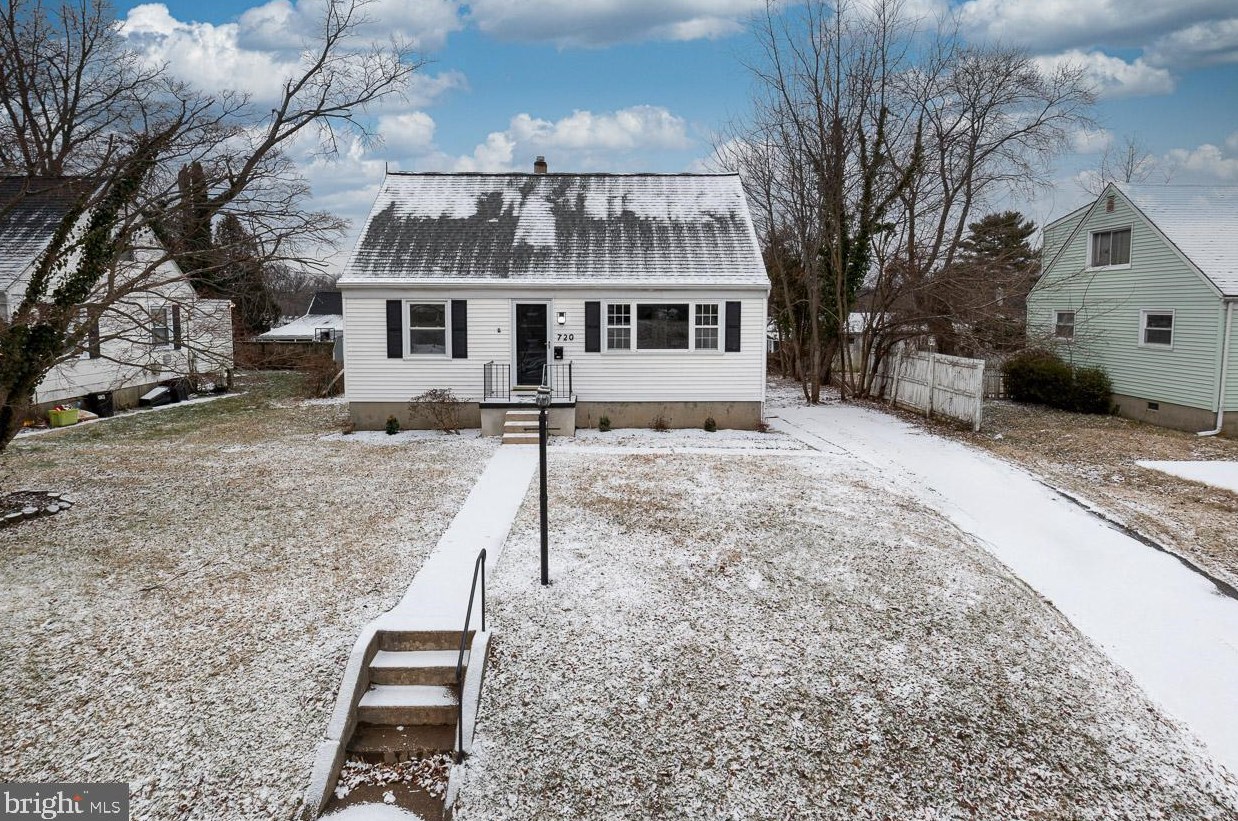 720 Templecliff Rd, Baltimore MD  21208-4627 exterior