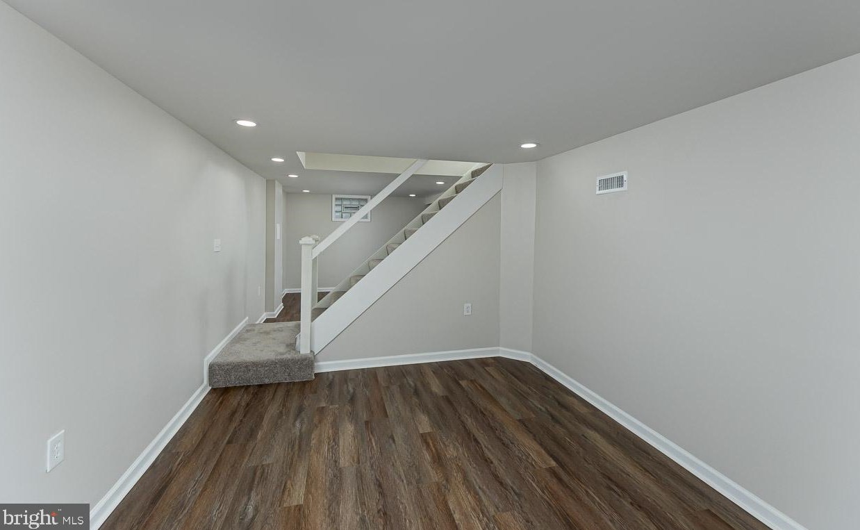 720 Templecliff Rd, Baltimore MD  21208-4627 exterior