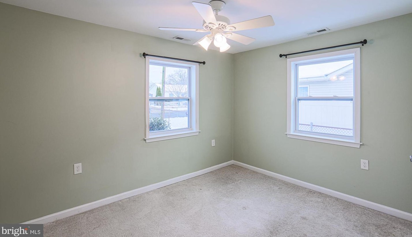 26 Helicopter Dr, Baltimore MD  21220-4520 exterior