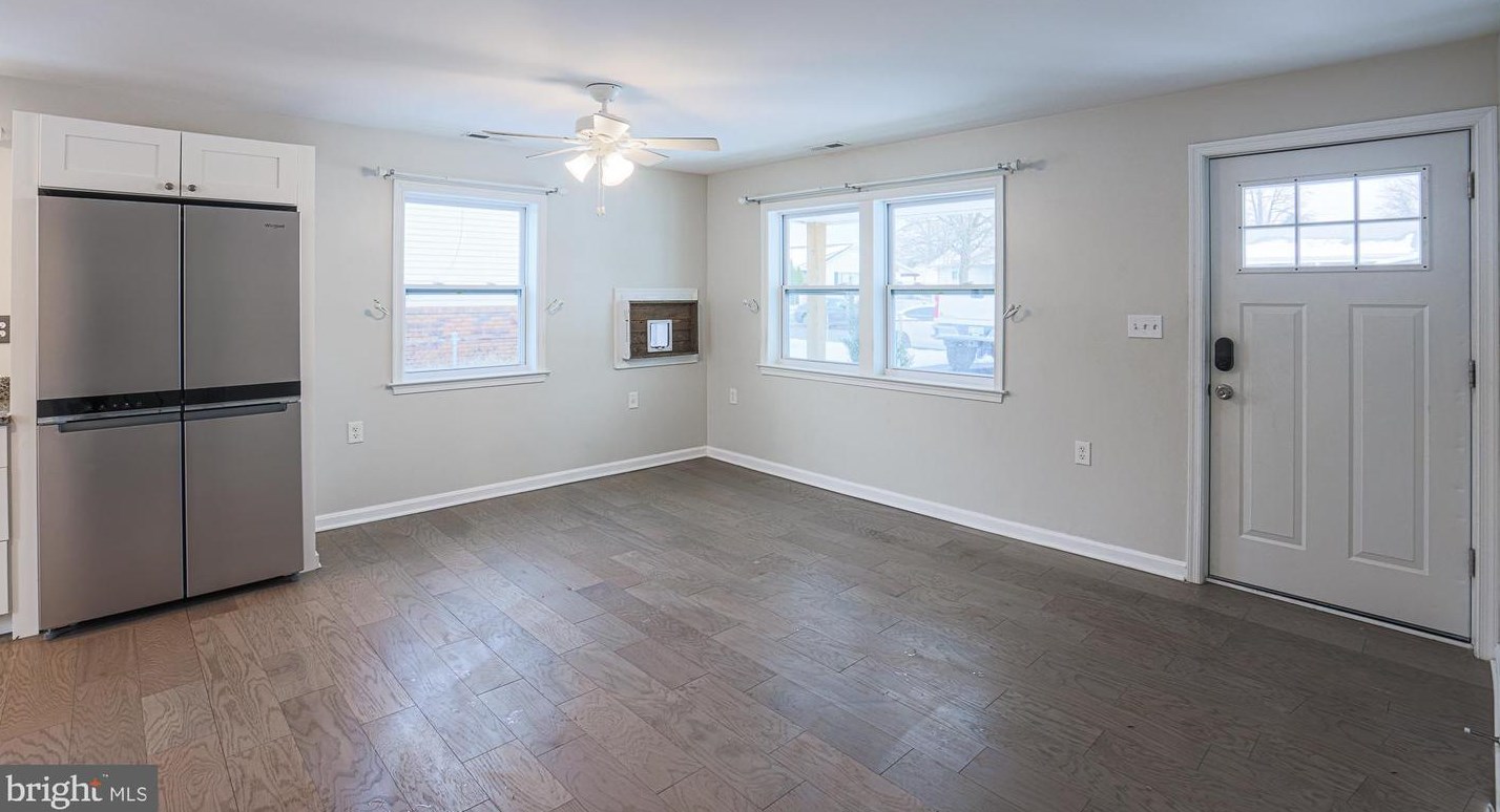 26 Helicopter Dr, Baltimore MD  21220-4520 exterior