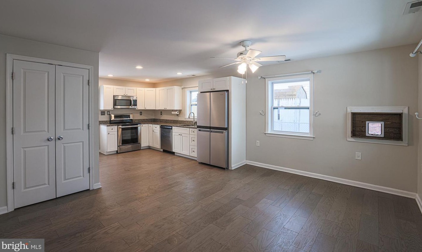 26 Helicopter Dr, Baltimore MD  21220-4520 exterior