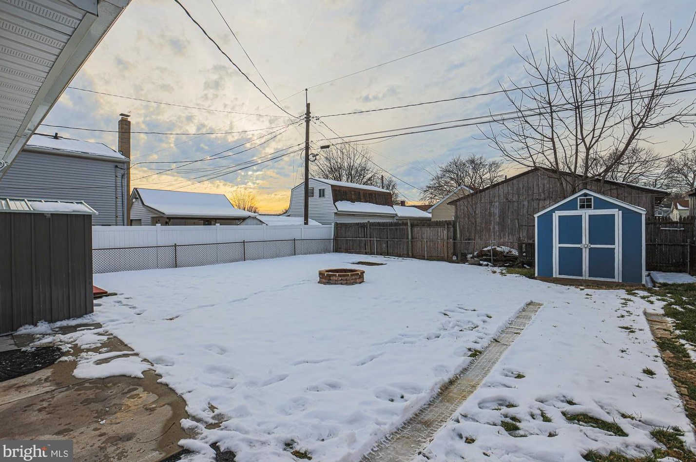 26 Helicopter Dr, Baltimore MD  21220-4520 exterior