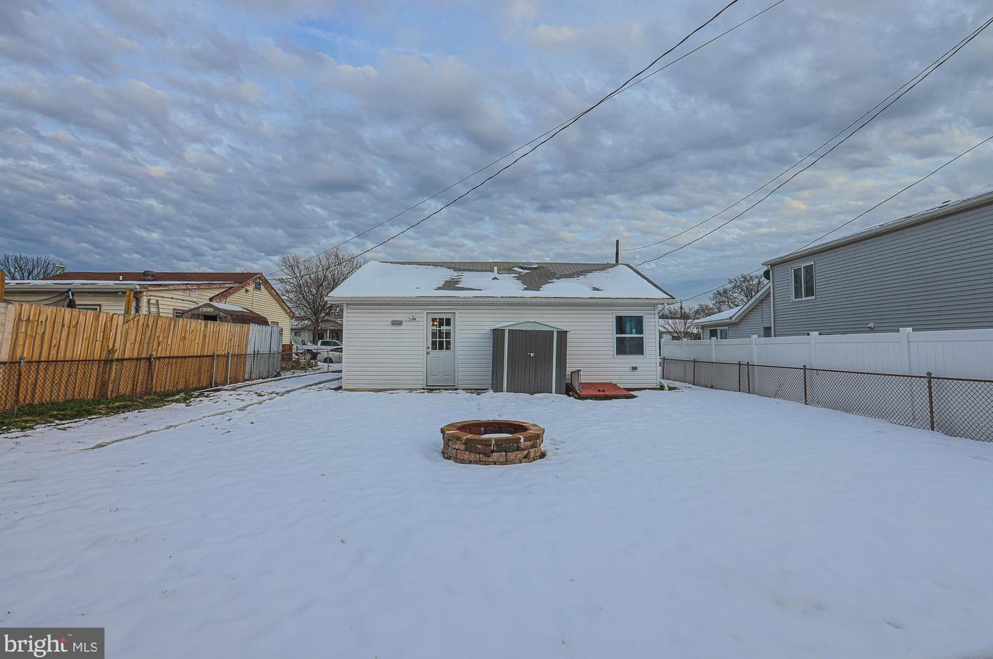 26 Helicopter Dr, Baltimore MD  21220-4520 exterior