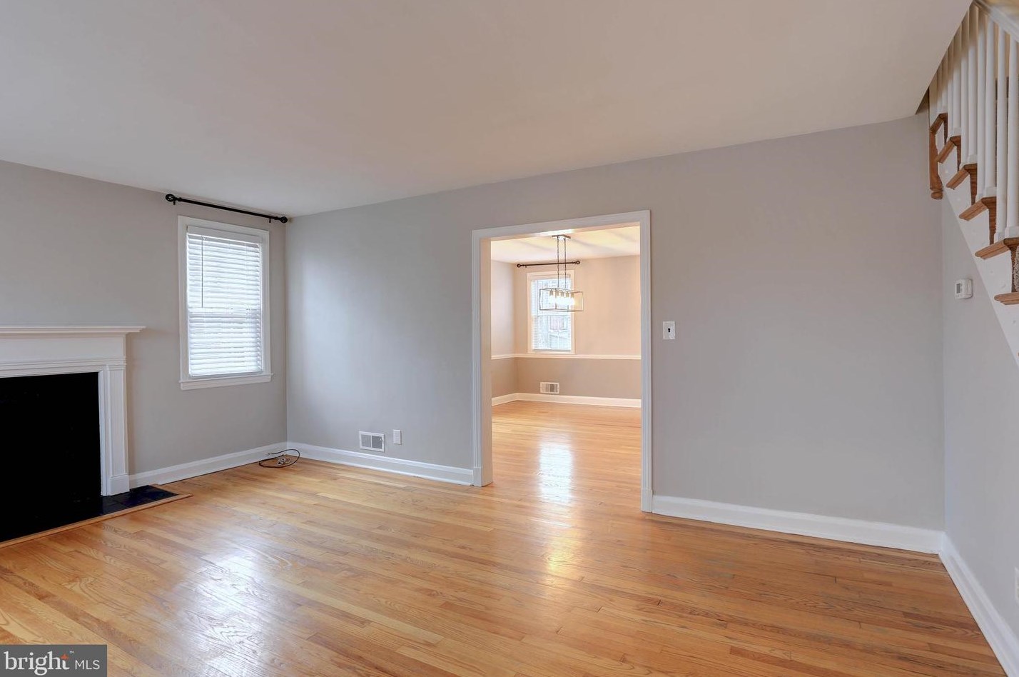 308 Stratford Rd, Baltimore MD  21228-1844 exterior