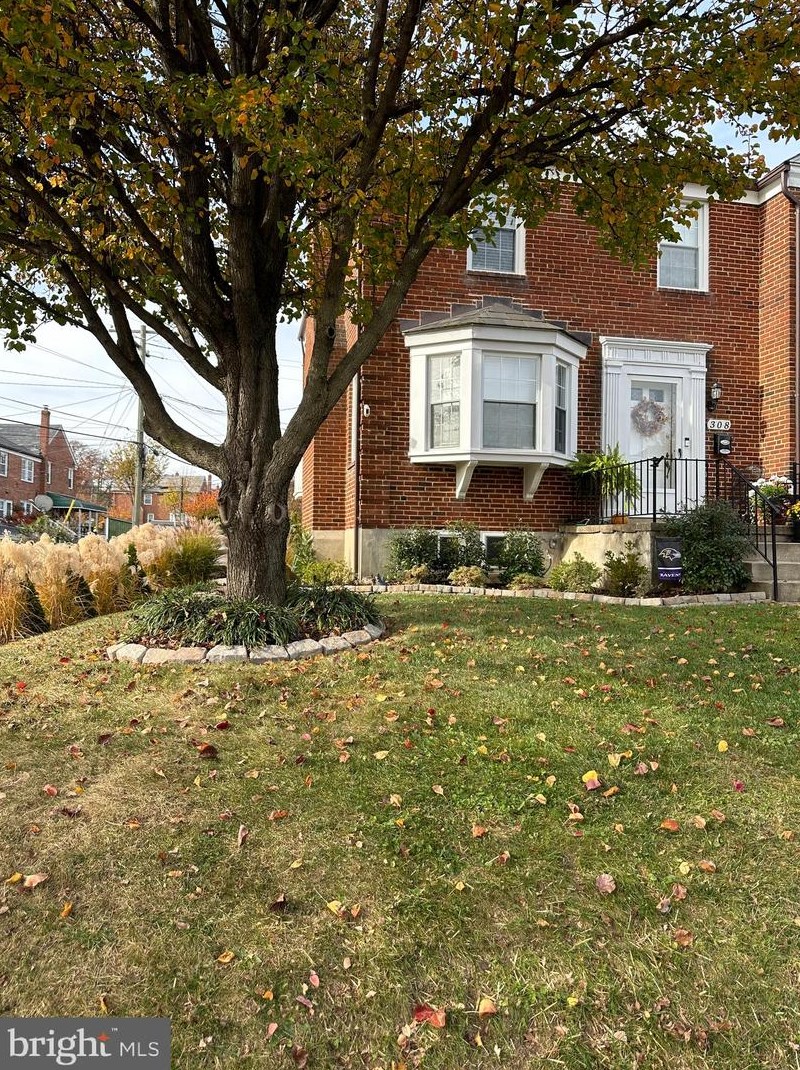 308 Stratford Rd, Baltimore MD  21228-1844 exterior