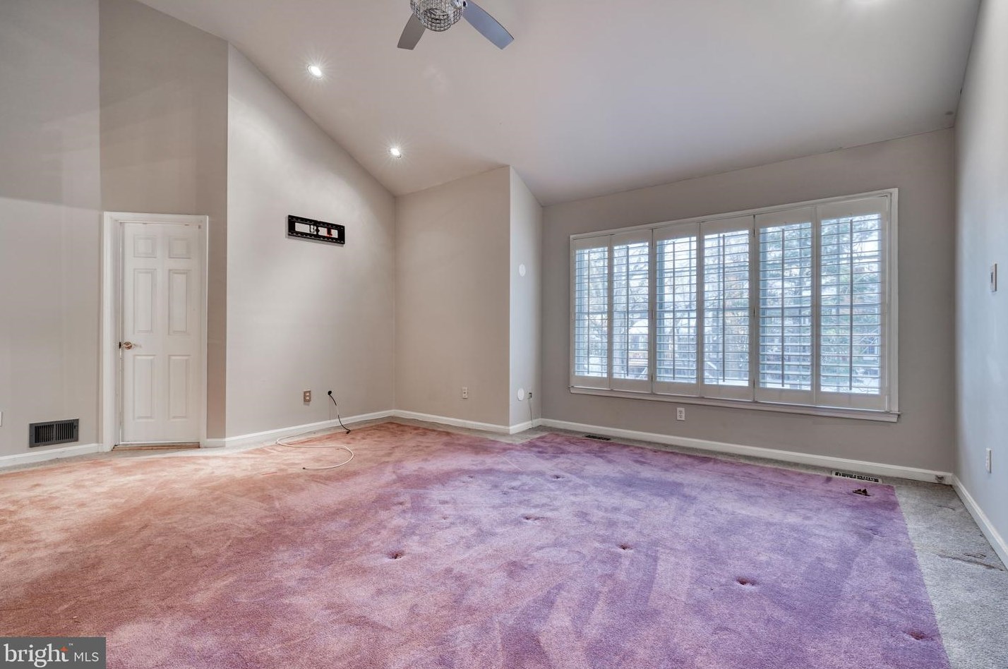 38 River Oaks Cir, Baltimore MD  21208-6358 exterior