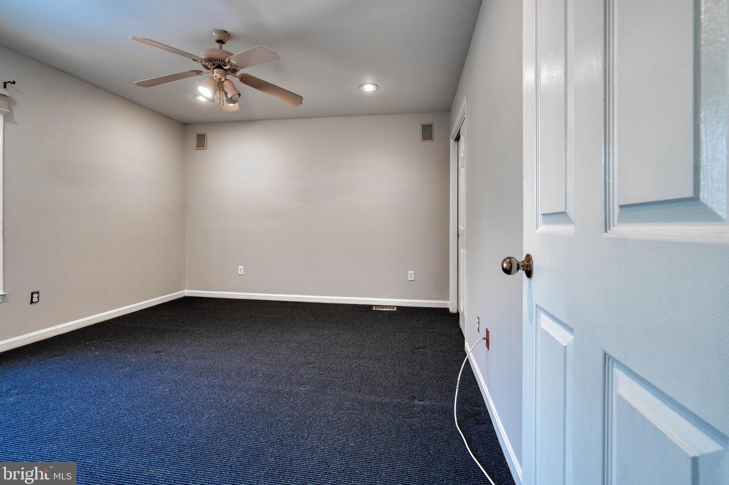 38 River Oaks Cir, Baltimore MD  21208-6358 exterior