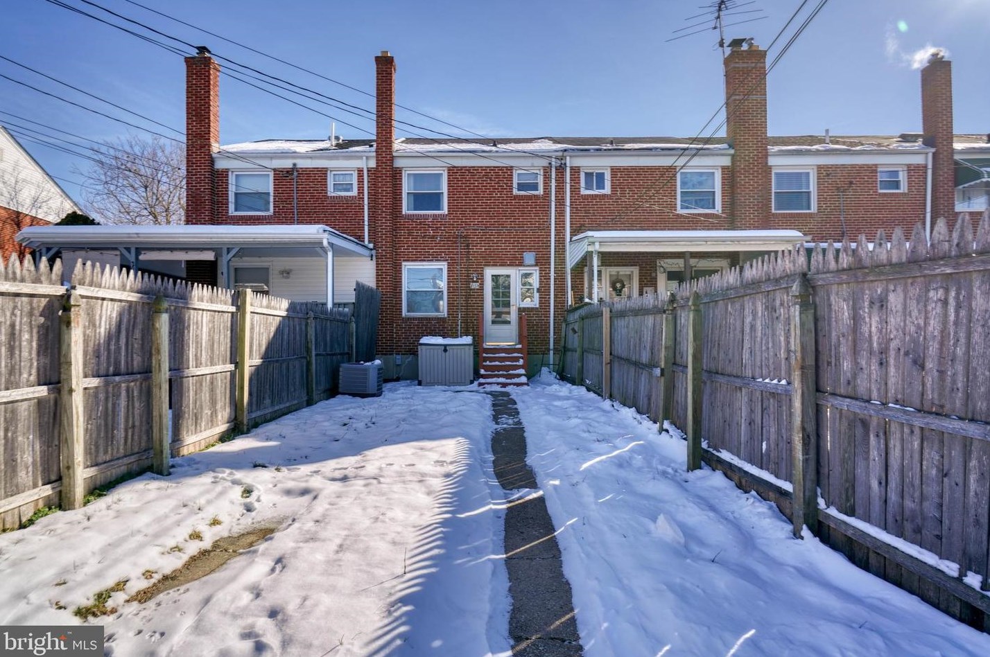 2058 Jasmine Rd, Baltimore MD  21222-5638 exterior