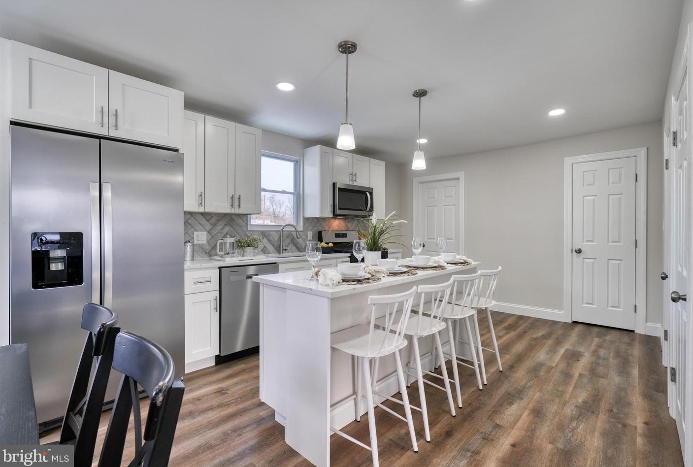 98 Avalon Ave, Baltimore MD  21222-4849 exterior