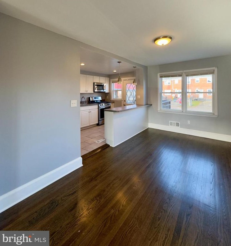 2127 Redthorn Rd, Baltimore MD  21220-4828 exterior