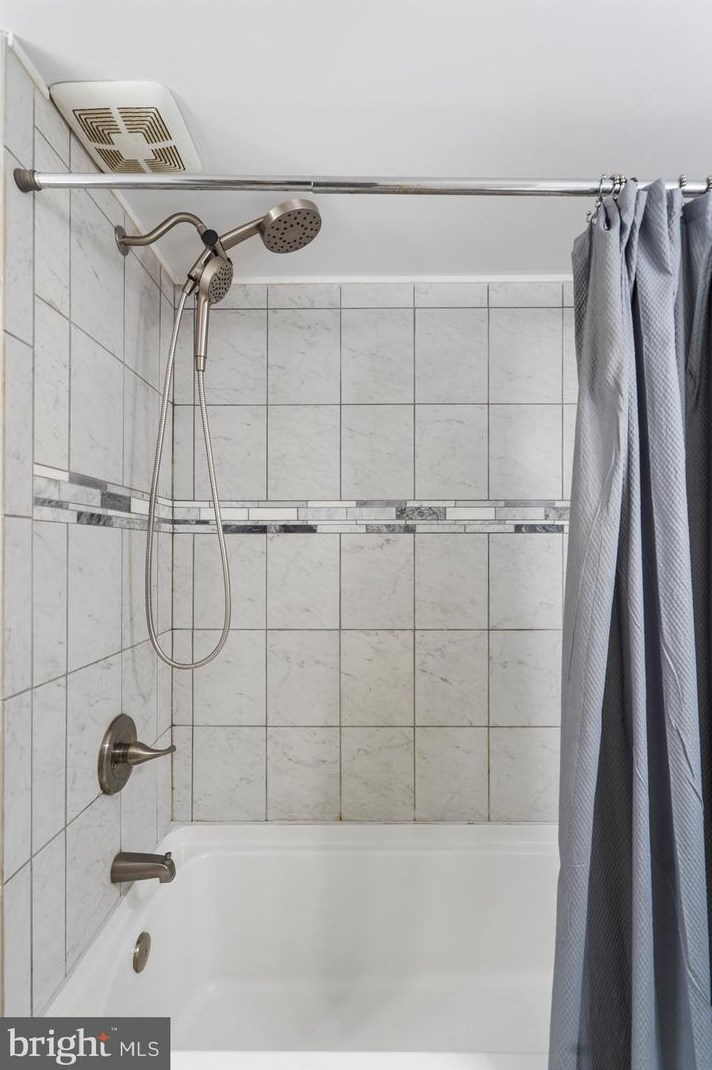 18 Transverse Ave, Baltimore MD  21220-3435 exterior