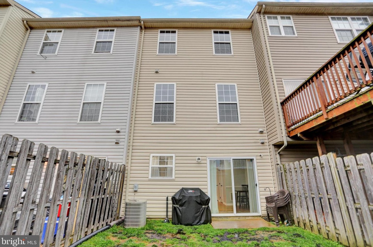 658 Luthardt Rd, Baltimore MD  21220-2380 exterior