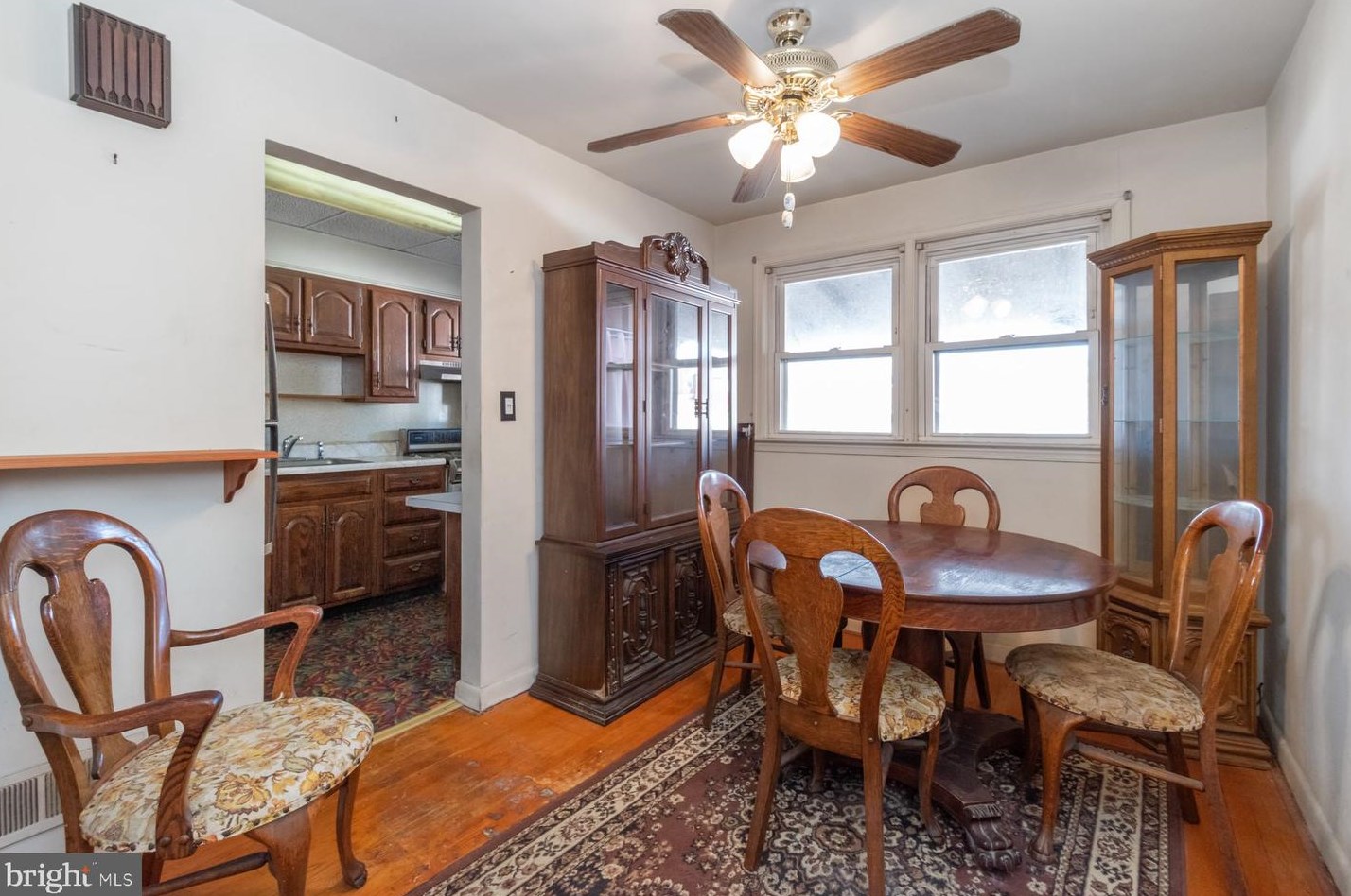 2806 Creston Rd, Baltimore MD  21222-2210 exterior