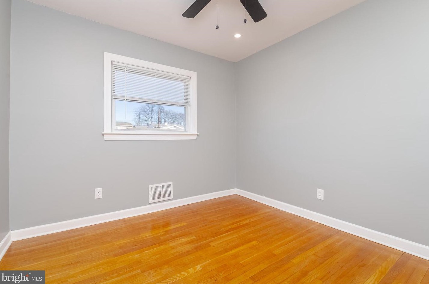 412 Crisfield Rd, Baltimore MD  21220-3006 exterior
