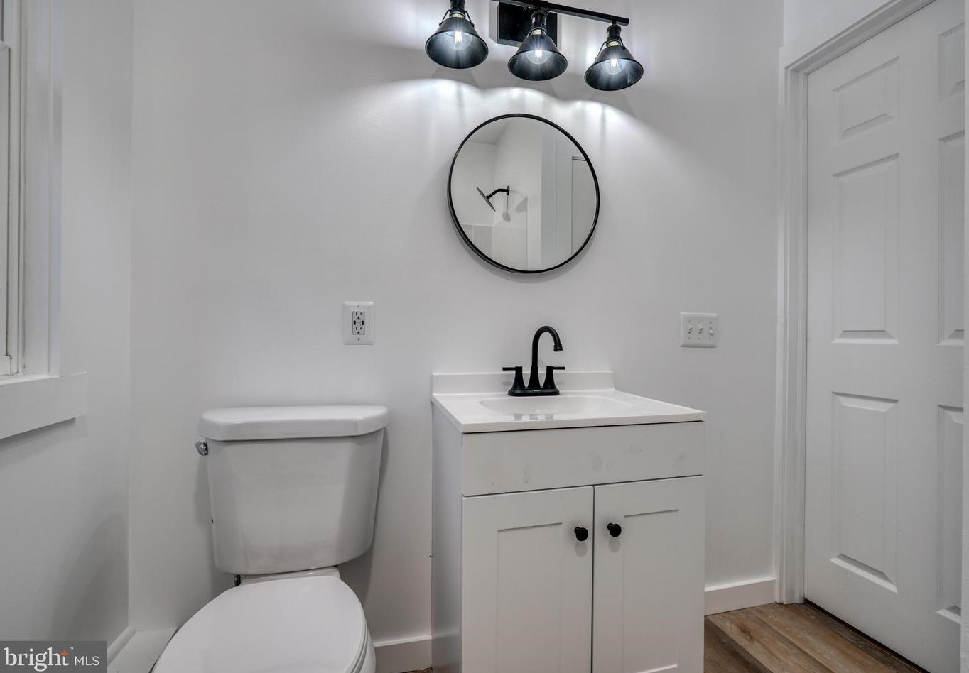 1720 Yakona Rd, Baltimore MD  21234-3607 exterior