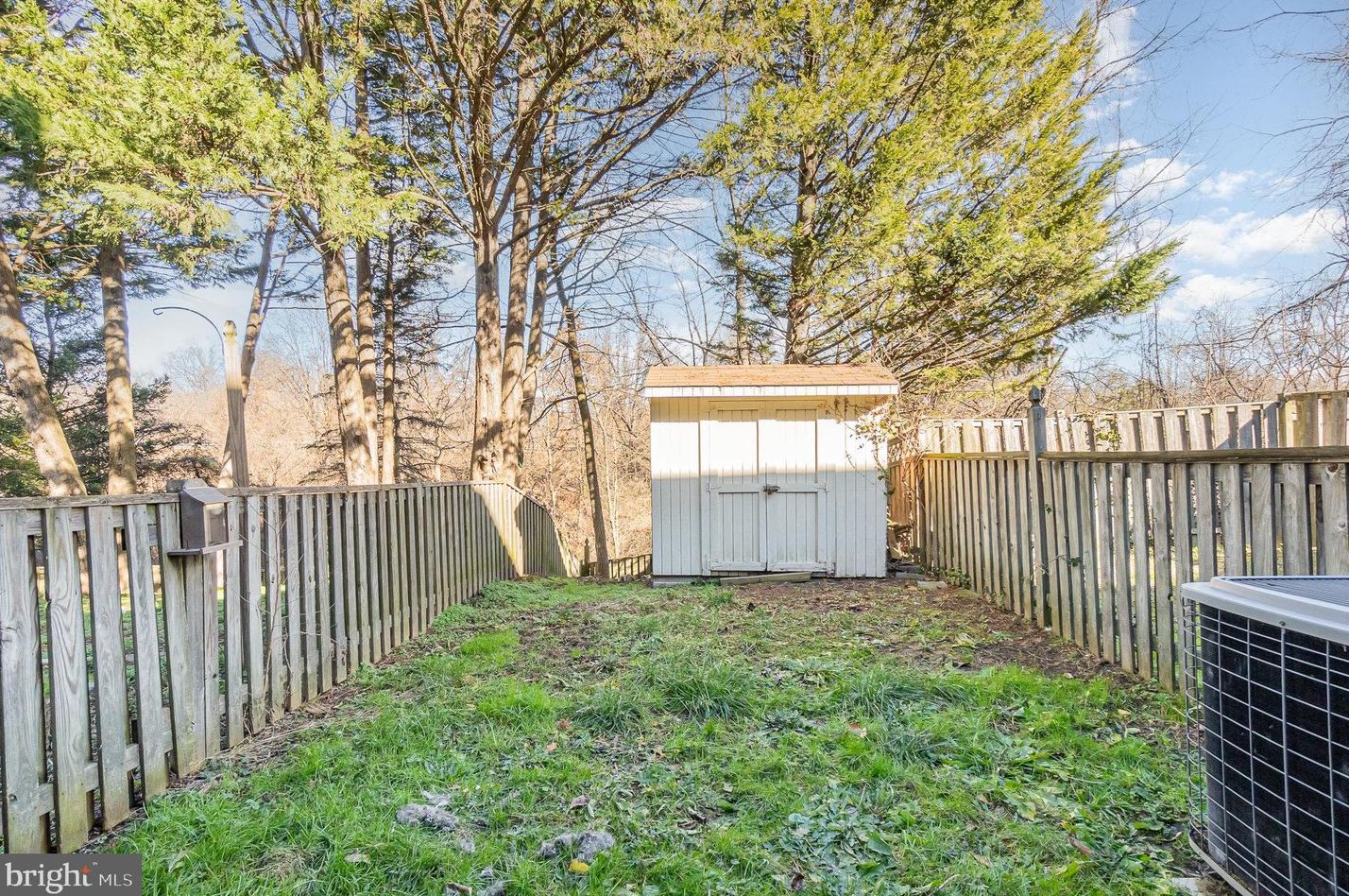 24 Jack Pine Pl, Baltimore MD  21236-3537 exterior