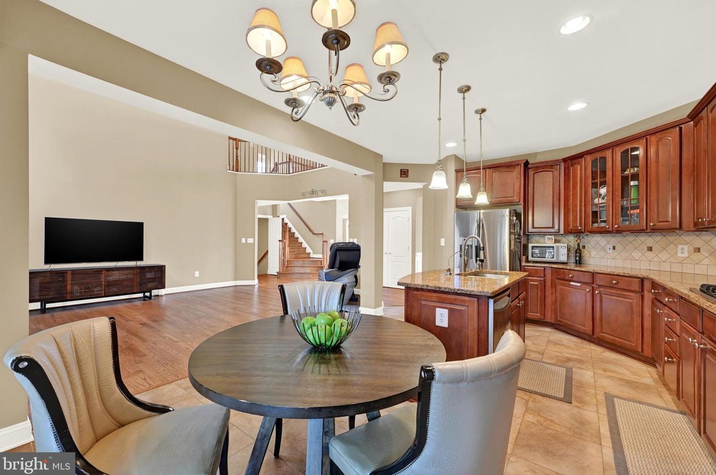 325 Lyon Ct, Baltimore MD  21208-1196 exterior