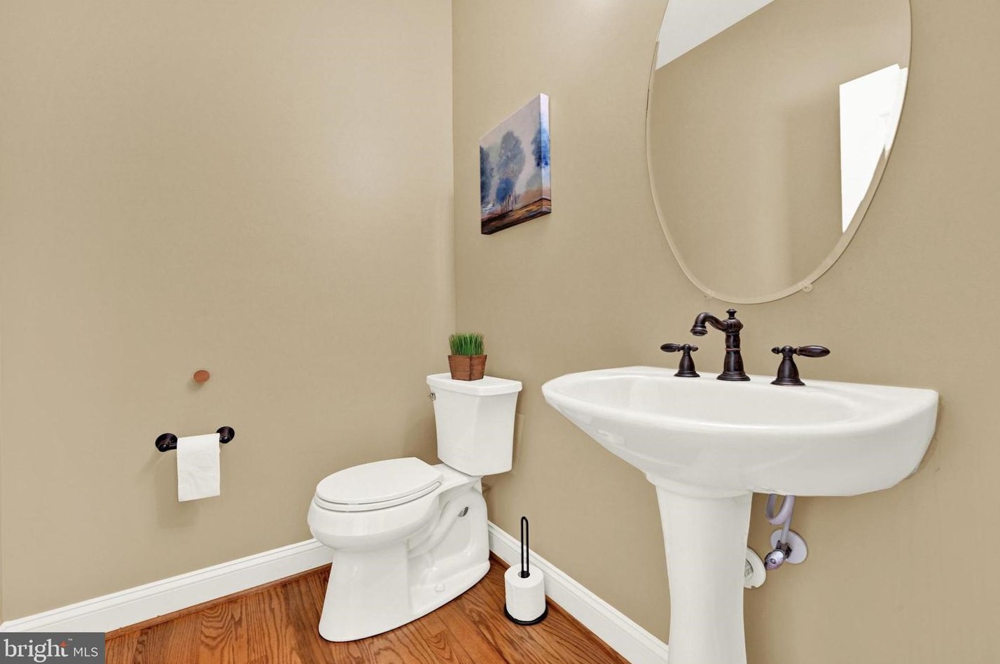 325 Lyon Ct, Baltimore MD  21208-1196 exterior