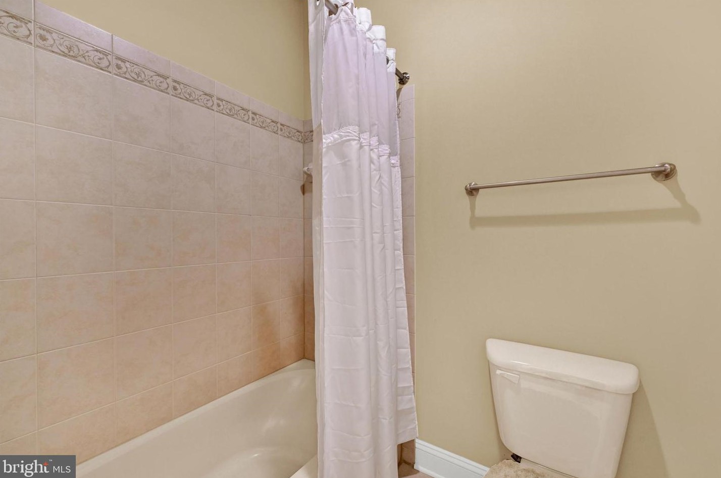 325 Lyon Ct, Baltimore MD  21208-1196 exterior