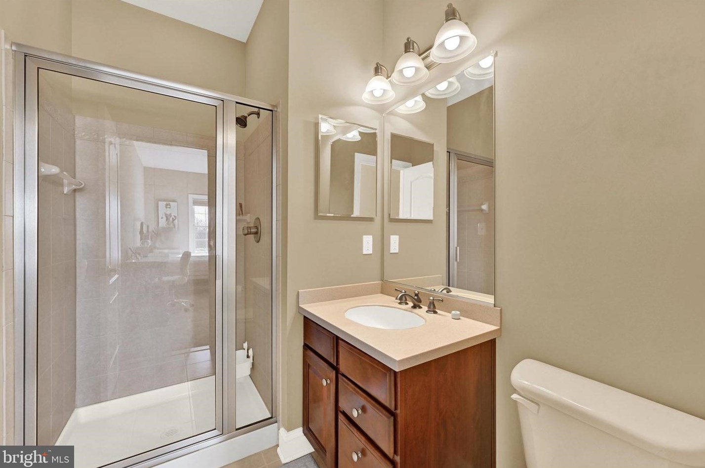 325 Lyon Ct, Baltimore MD  21208-1196 exterior