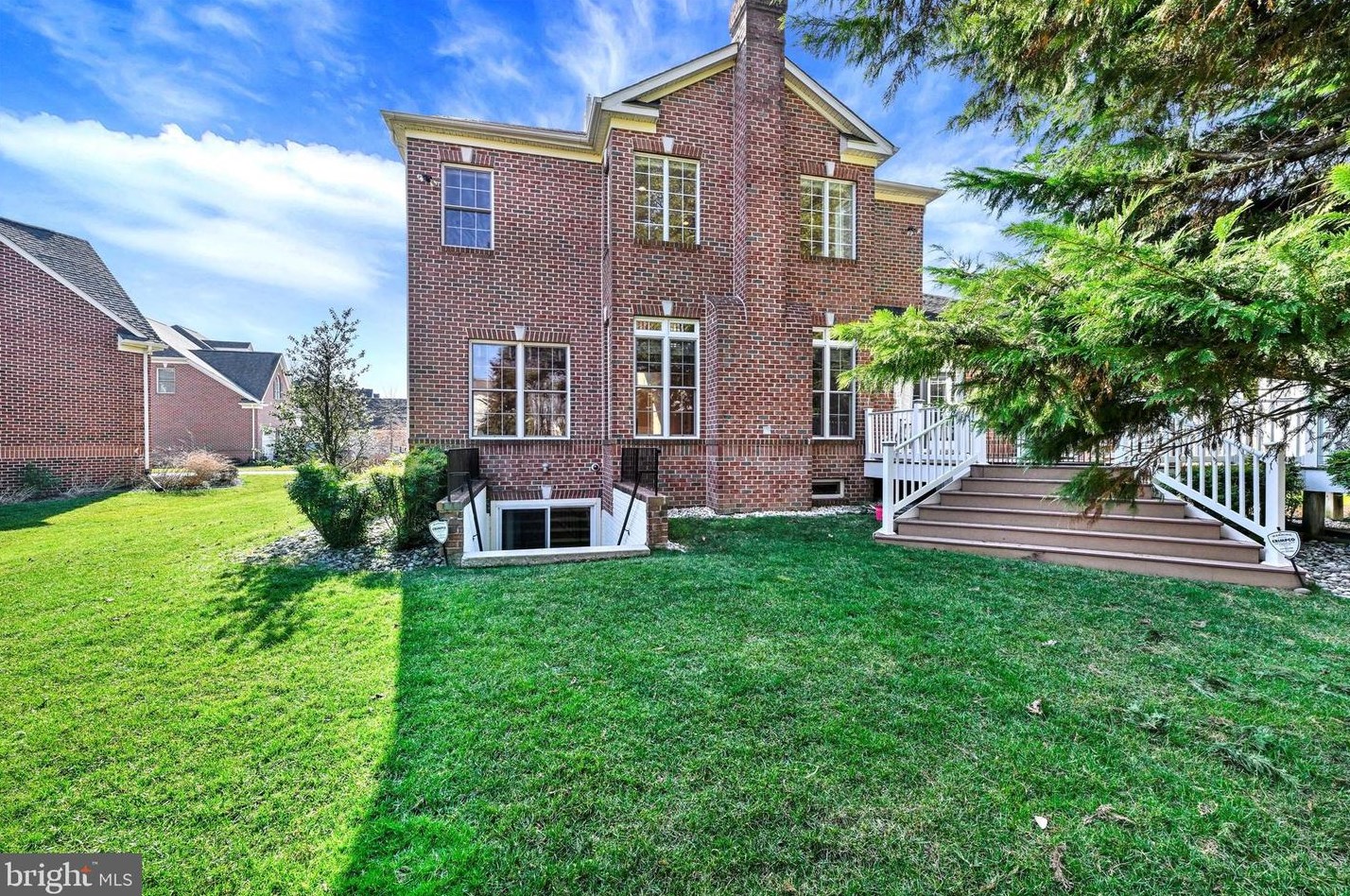 325 Lyon Ct, Baltimore MD  21208-1196 exterior