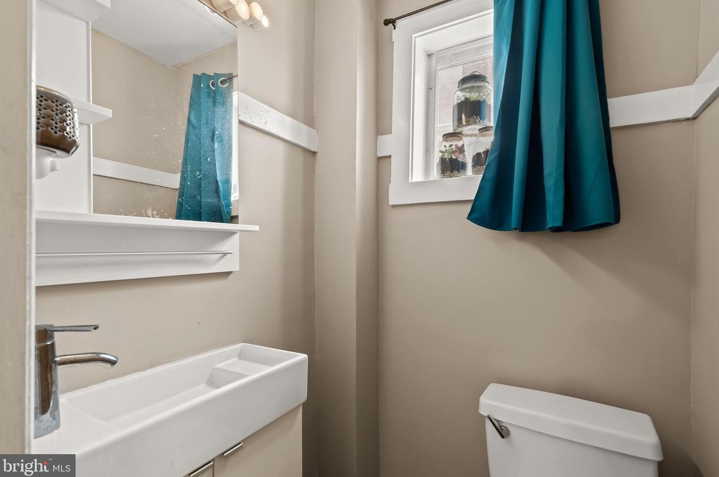 50 Winters Ln, Baltimore MD  21228-4436 exterior