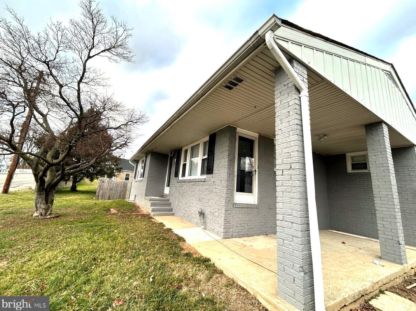 306 Severn Ave, Baltimore MD  21237-3228 exterior